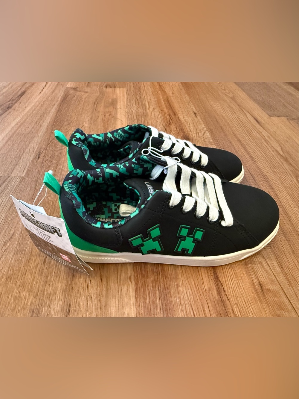 Minecraft Kids Black & Green Sneakers – Creeper Design